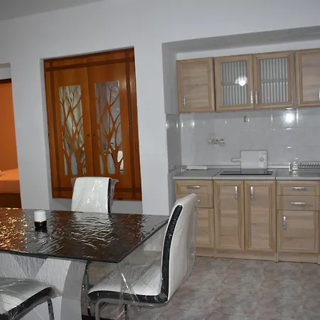 Apartman Xenios Zeus *