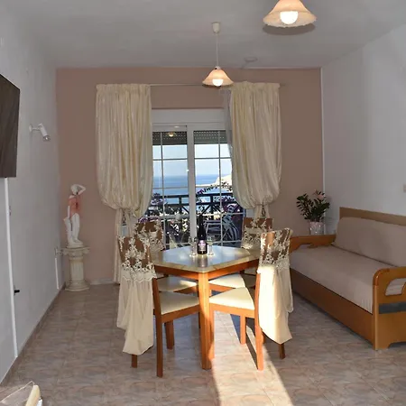 Xenios Zeus Appartamento Karpathos